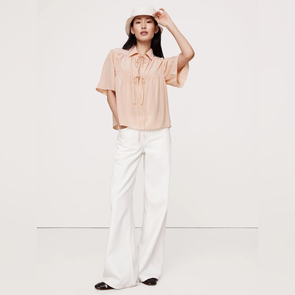 Banana Republic Peach Tie-Neck Short Sleeve Blouse